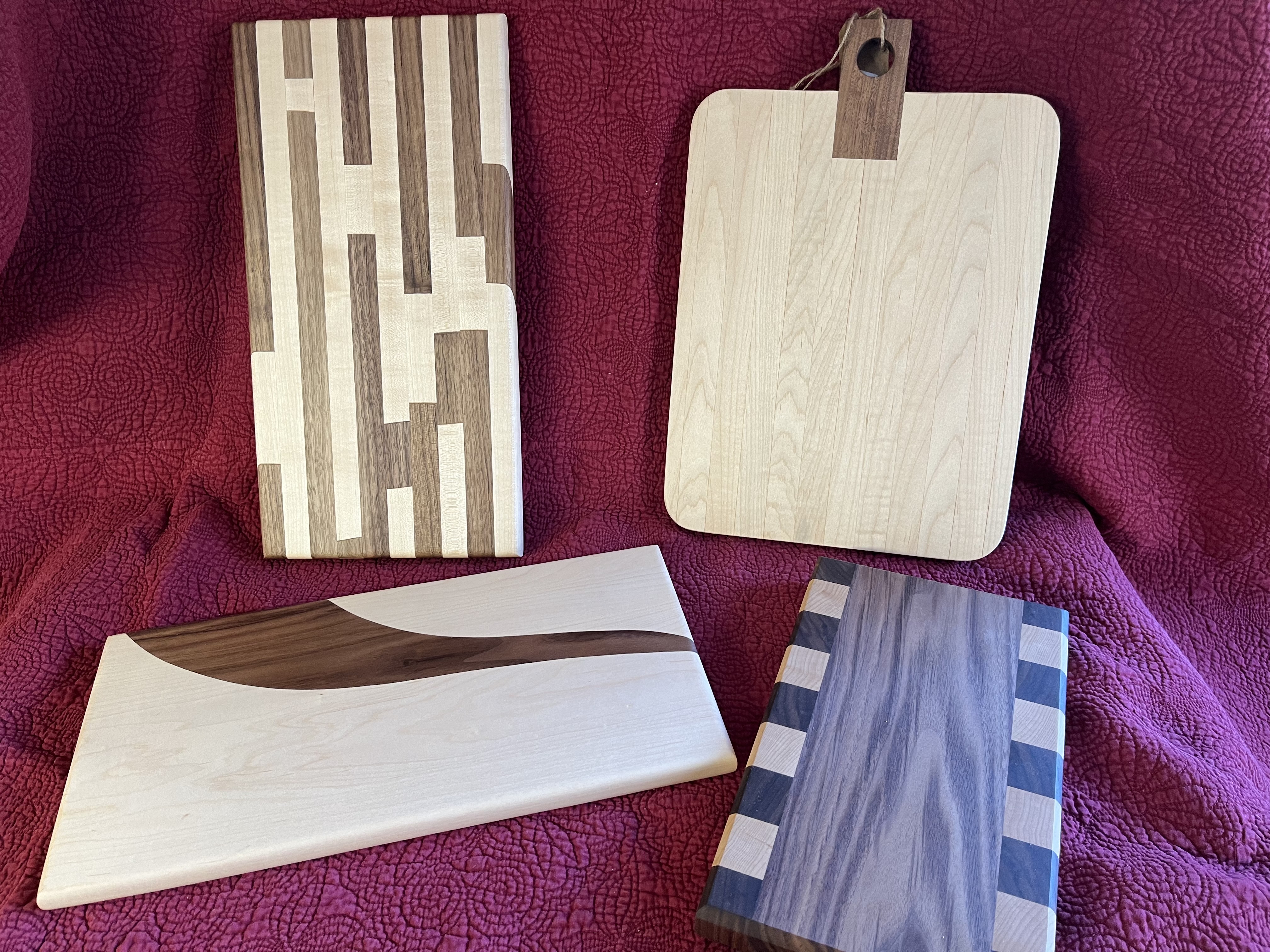 Maple paddle board with walnut handle